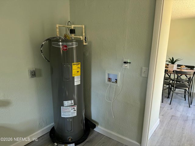 5243 SEABOARD Avenue, Jacksonville, FL 32210