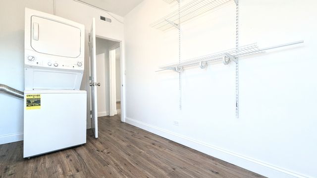 3948 W Congress Parkway 3R, Chicago, IL 60624