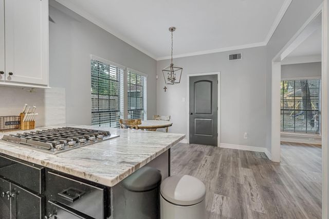 2019 Lake Hills Drive, Houston, TX 77339