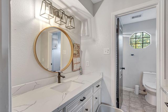 2019 Lake Hills Drive, Houston, TX 77339