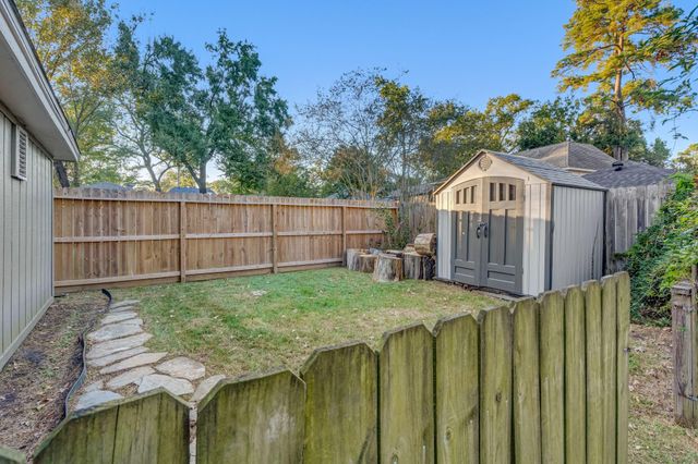 2019 Lake Hills Drive, Houston, TX 77339