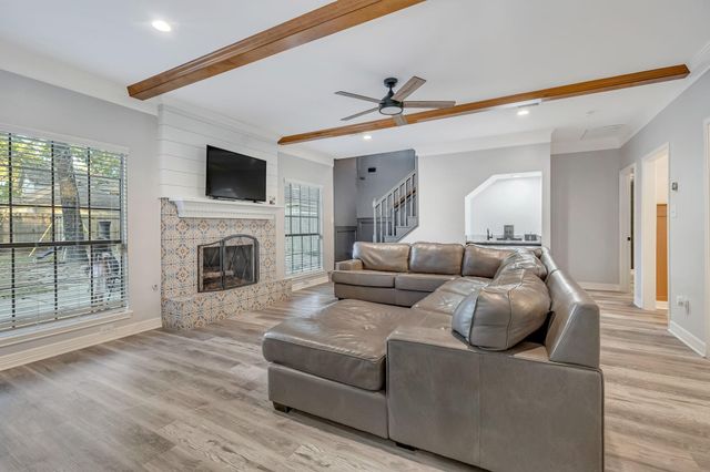 2019 Lake Hills Drive, Houston, TX 77339