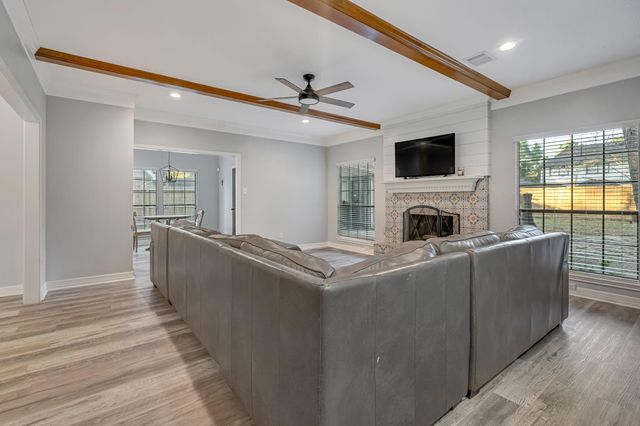 2019 Lake Hills Drive, Houston, TX 77339