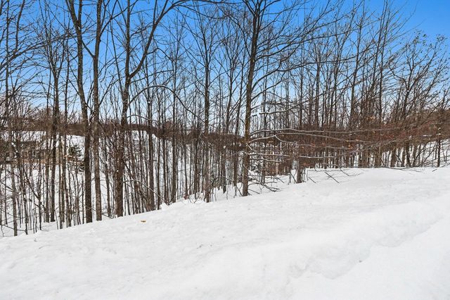 4885 Grayhawk Boulevard, Traverse City, MI 49684