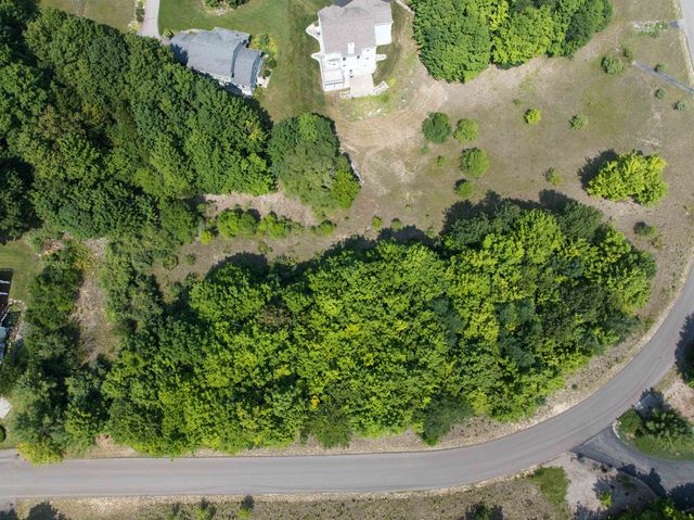 4885 Grayhawk Boulevard, Traverse City, MI 49684