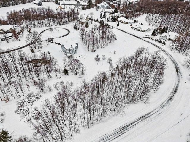 4885 Grayhawk Boulevard, Traverse City, MI 49684