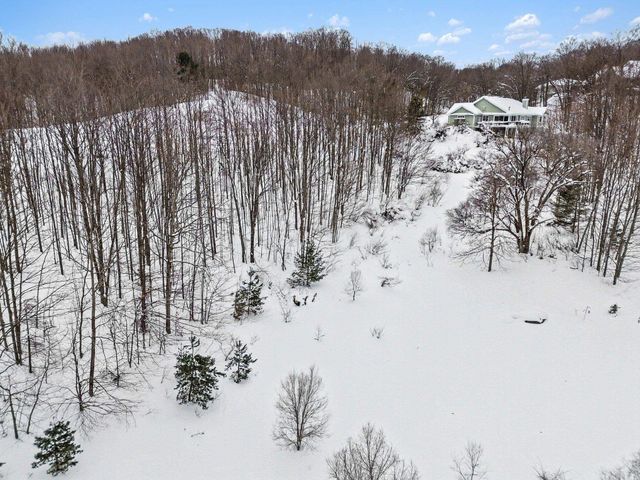 4885 Grayhawk Boulevard, Traverse City, MI 49684