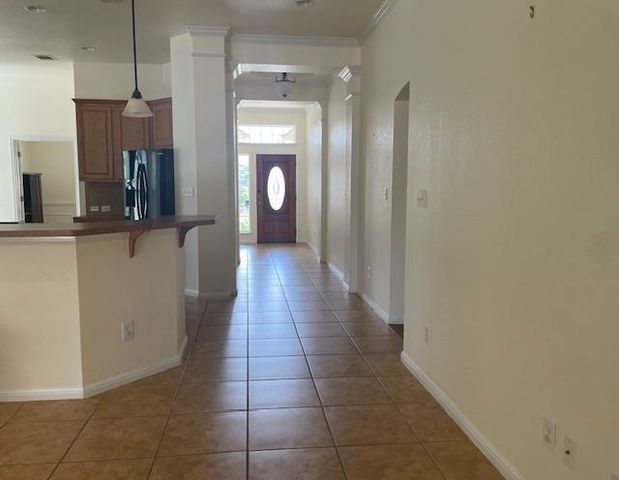 2412 Tivoli DR, Cedar Park, TX 78613
