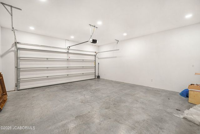 1828 PINNACLE POINT, Holts Summit, MO 65043