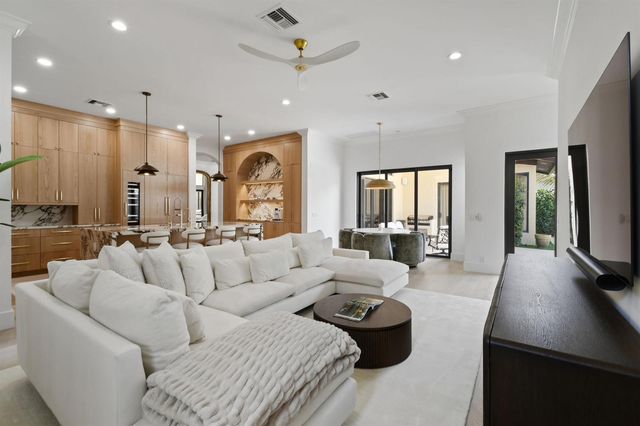 147 Segovia Way, Jupiter, FL 33458
