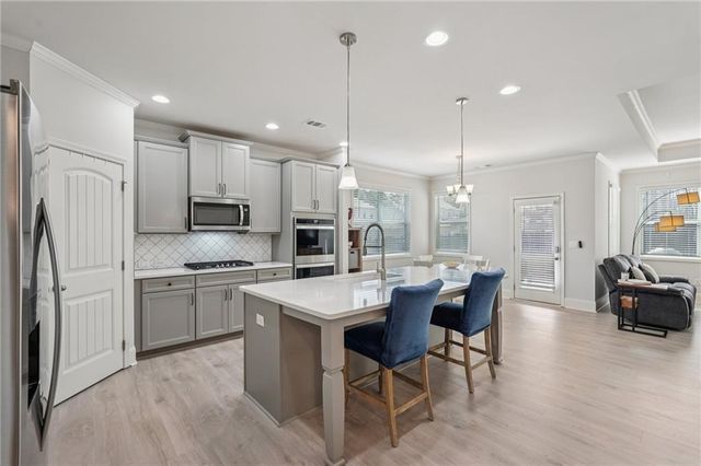 8010 Evening Dew Drive, Cumming, GA 30028