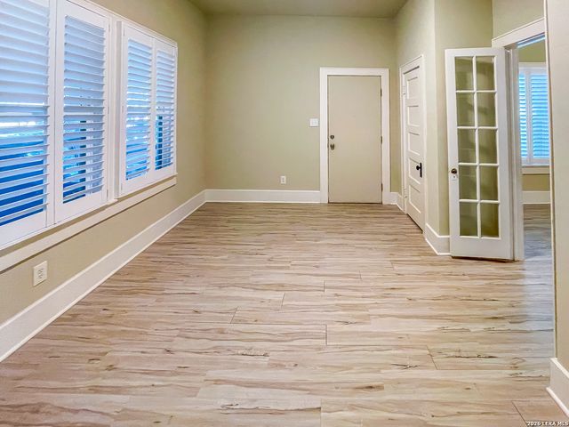 423 S 6th, Kenedy, TX 78119