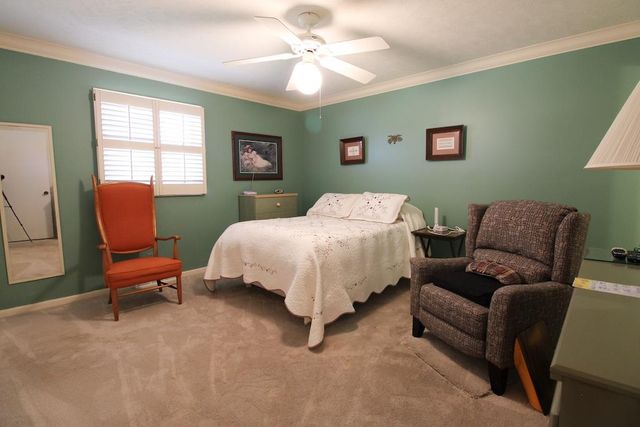 417 Fairdale Rd, Salina, KS 67401