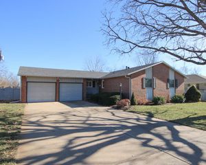 417 Fairdale Rd, Salina, KS 67401