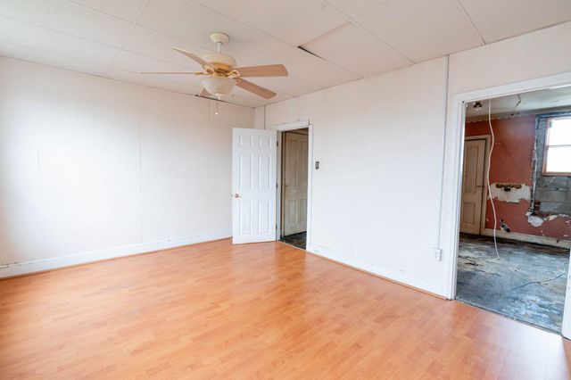 1613 S 13TH ST, Philadelphia, PA 19148