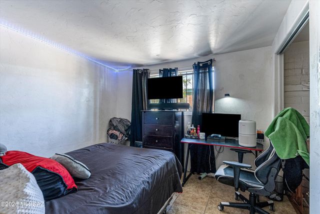 5532 S Tyndall Avenue, Tucson, AZ 85706