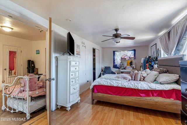 5532 S Tyndall Avenue, Tucson, AZ 85706