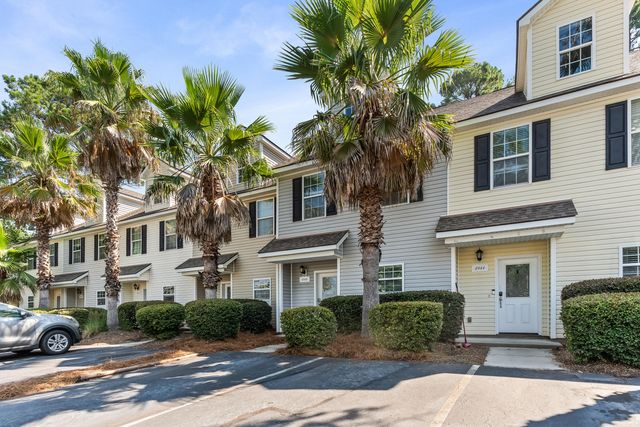 4946 Date Palm Drive, North Charleston, SC 29418