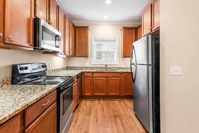 4946 Date Palm Drive, North Charleston, SC 29418