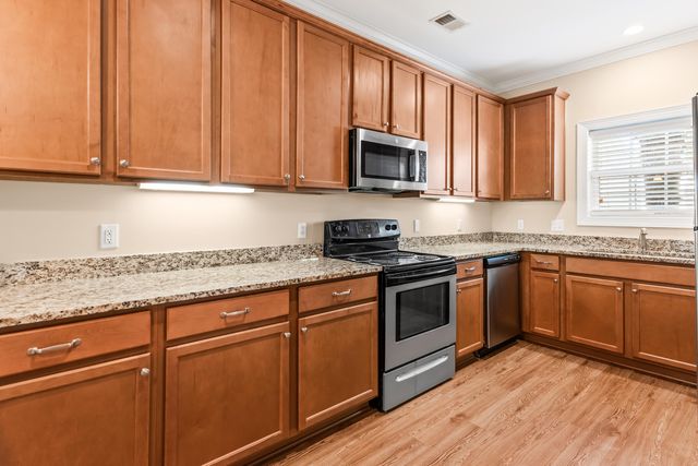 4946 Date Palm Drive, North Charleston, SC 29418