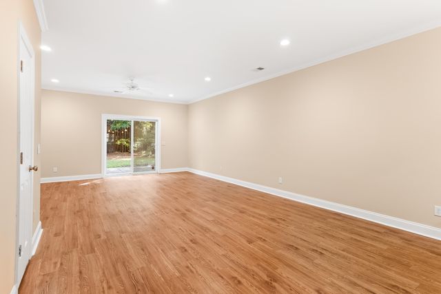 4946 Date Palm Drive, North Charleston, SC 29418