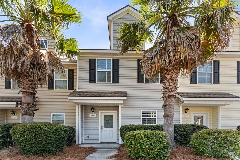 4946 Date Palm Drive, North Charleston, SC 29418
