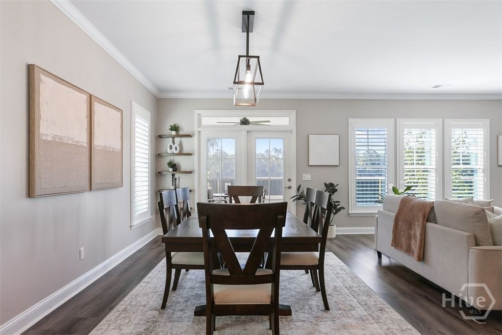 Image 12 of property listing at 72 Hanover Place, Richmond Hill, GA 31324