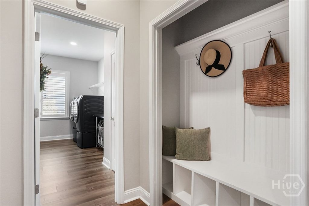 Image 32 of property listing at 72 Hanover Place, Richmond Hill, GA 31324