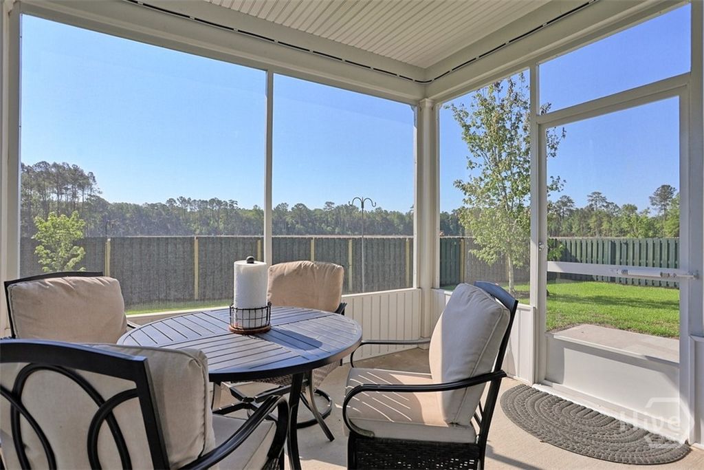 Image 34 of property listing at 72 Hanover Place, Richmond Hill, GA 31324