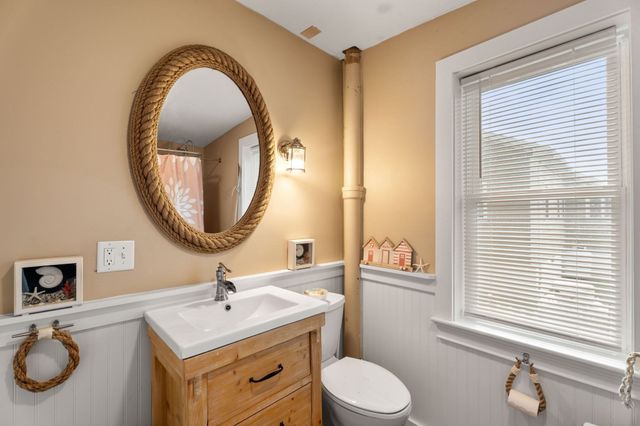 11 69th Street, Newburyport, MA 01950