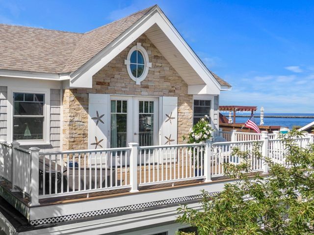 11 69th Street, Newburyport, MA 01950