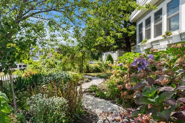 11 69th Street, Newburyport, MA 01950