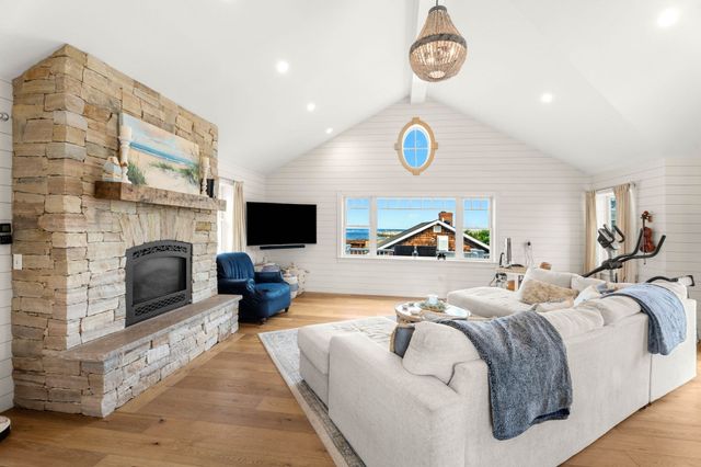 11 69th Street, Newburyport, MA 01950