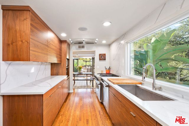 1138 Glen Arbor Avenue, Los Angeles, CA 90041