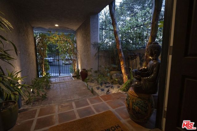 1138 Glen Arbor Avenue, Los Angeles, CA 90041