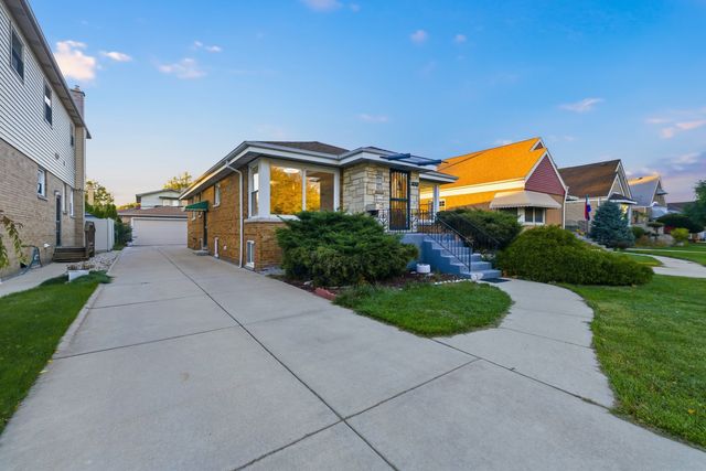 4656 N NARRAGANSETT Avenue, Harwood Heights, IL 60706