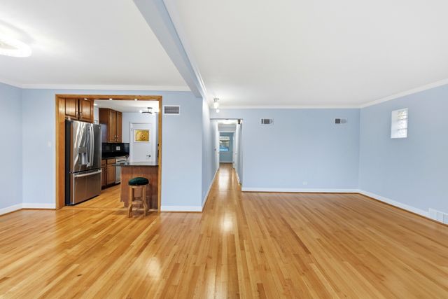 4656 N NARRAGANSETT Avenue, Harwood Heights, IL 60706