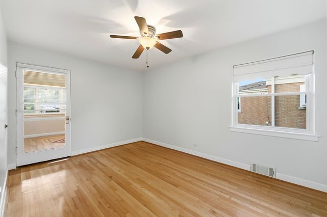 4656 N NARRAGANSETT Avenue, Harwood Heights, IL 60706