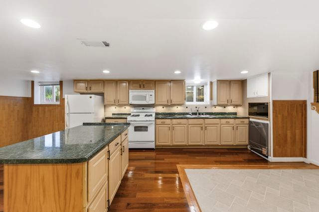 4656 N NARRAGANSETT Avenue, Harwood Heights, IL 60706