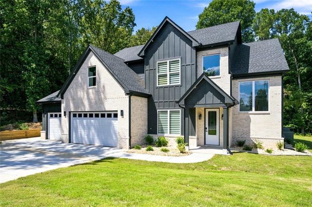2545 Aniki Bee Drive, Monroe, GA 30656
