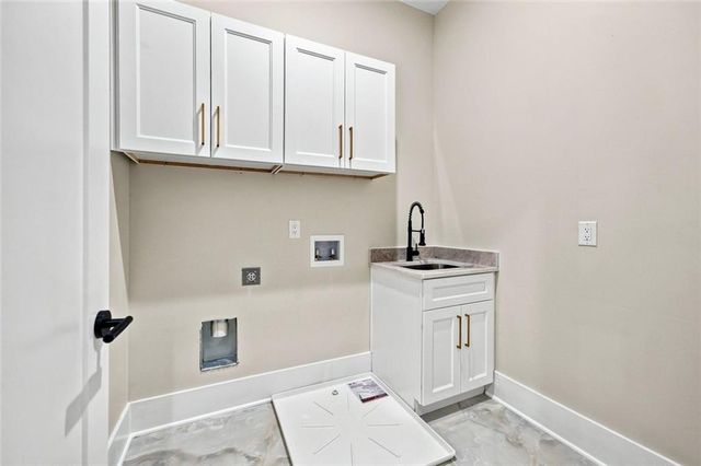 2545 Aniki Bee Drive, Monroe, GA 30656