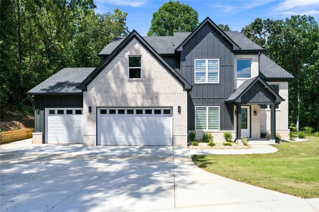2545 Aniki Bee Drive, Monroe, GA 30656
