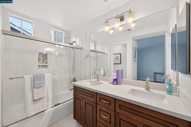 808 Destiny Ln, San Ramon, CA 94583