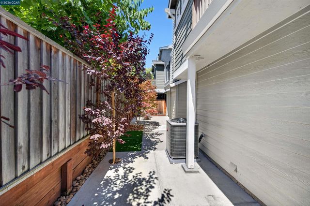 808 Destiny Ln, San Ramon, CA 94583