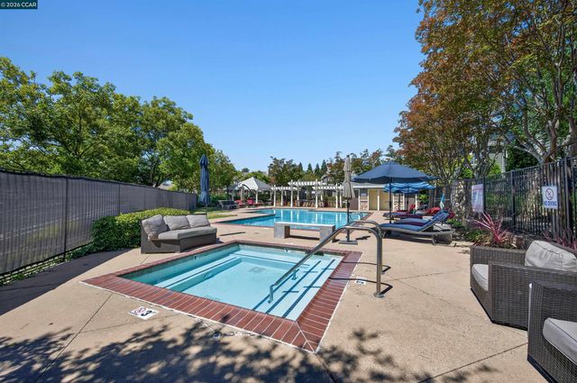 808 Destiny Ln, San Ramon, CA 94583