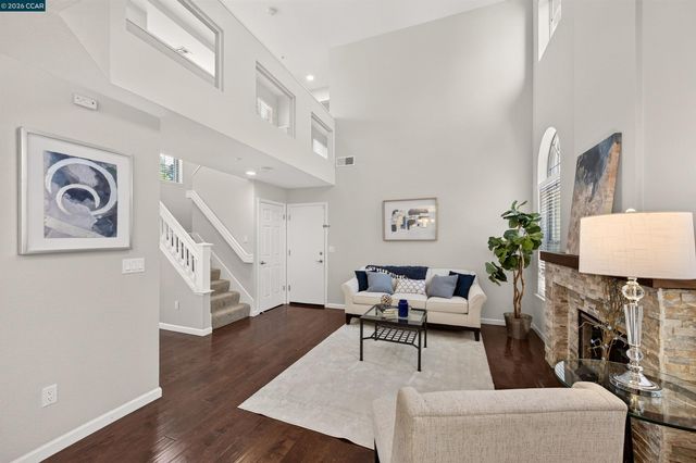 808 Destiny Ln, San Ramon, CA 94583