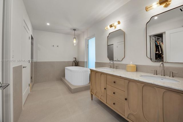 1235 NE 95th St, Miami Shores, FL 33138