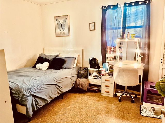 4827 NW 2nd Court, Plantation, FL 33317