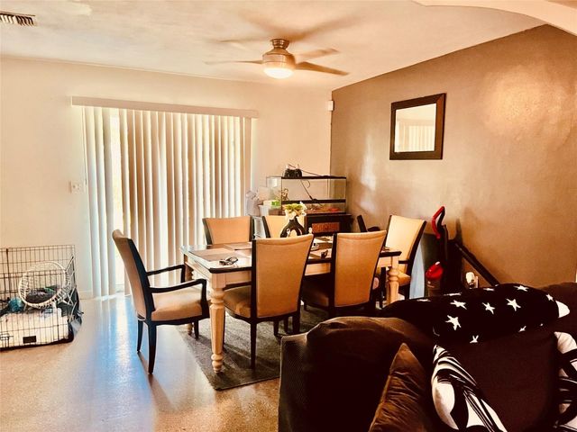 4827 NW 2nd Court, Plantation, FL 33317