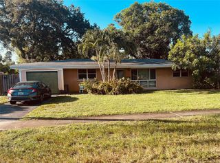 4827 NW 2nd Ct, Plantation, FL 33317